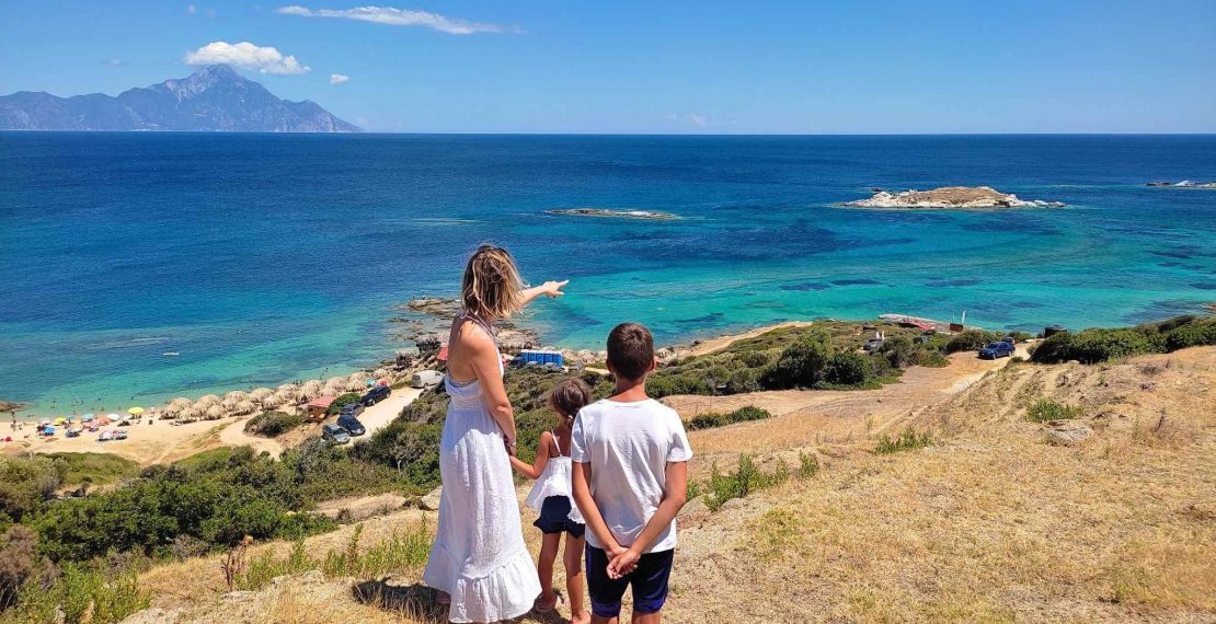 Tigania Beach family